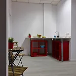 Pil Pil Hostel *